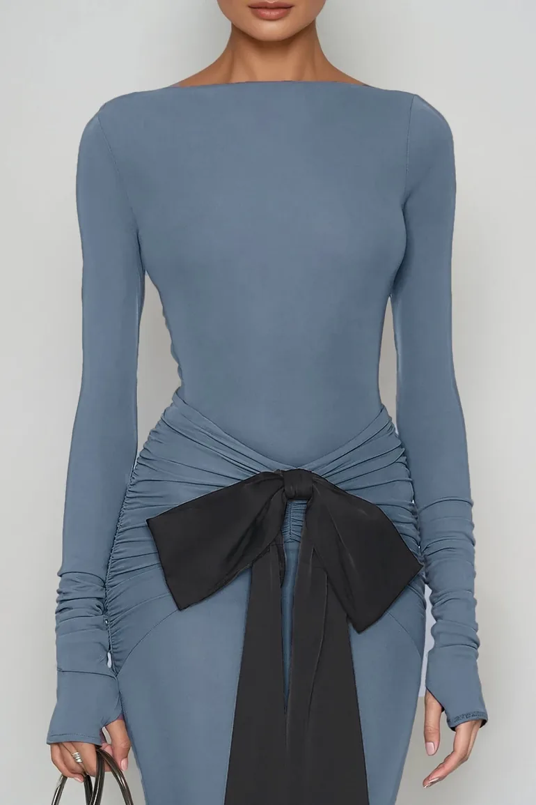 فستان ماكسي مزموم بفيونكة - 1