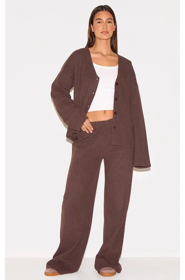 كارديغان بياقة V بأزرار لون بني 