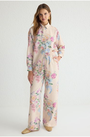 Powder Floral Patterned Woven Trousers