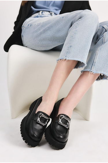 Women's Black Buckle Casual Loafer