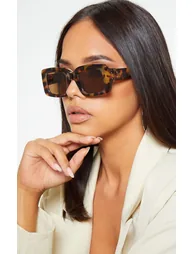 نظارة شمسية بإطار سميك مستطيل الشكل بصدف السلحفاة