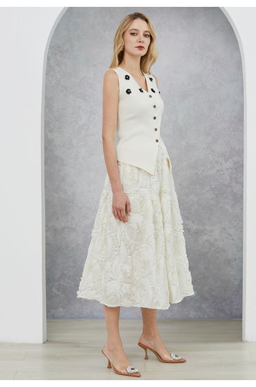 Gorgeous 3D Rose Petal A-Line Midi Skirt in Cream