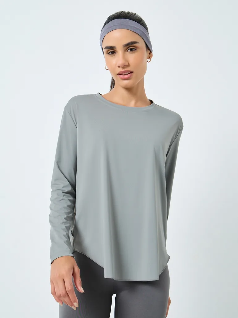 Back Overlay Panel Curved Hem Top - 3
