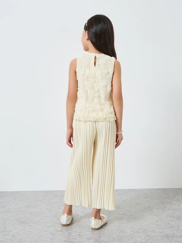 Girls Off-White Embellished Top and Pleated Trousers Set - 4