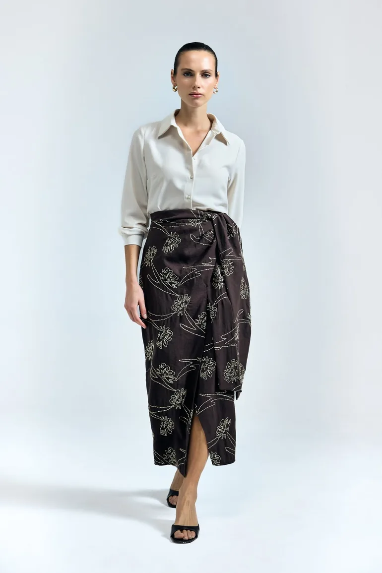 Long Skirt with Embroidery Detail - 3