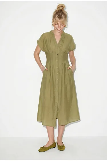 LUCCI A-line Midi Dress With V-neck And Buttons