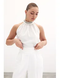 Sleeveless Blouse with Collar Accessory - 4