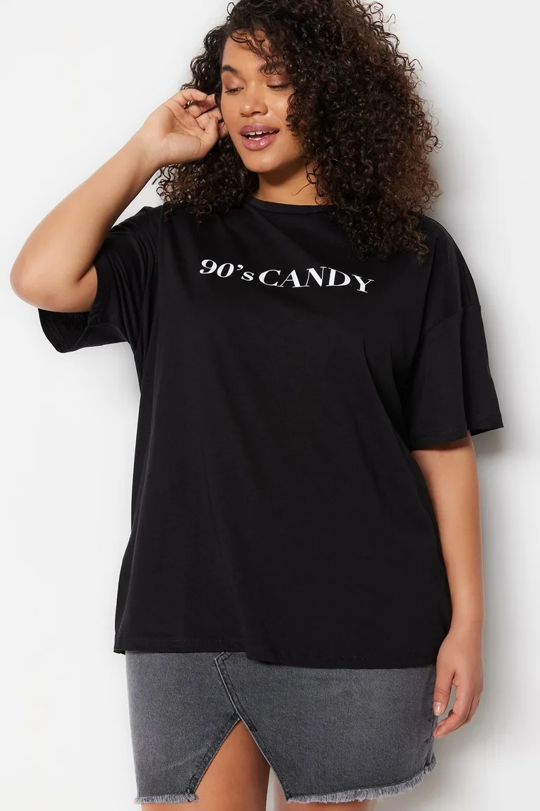 Plus Size T-Shirt - Black - Oversize