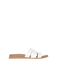 شبشب سكيتشرز باللون الأبيض - 1