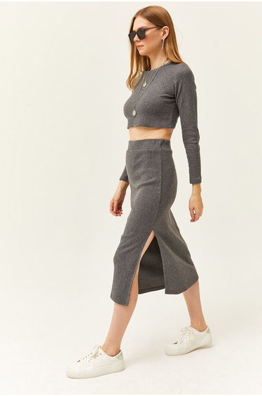Women's Smoky Slit Skirted Thick Ribbed Raising Suit