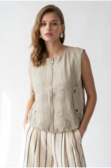 MIXRAY Women's Woven Poplin Waistcoat With Zip Front