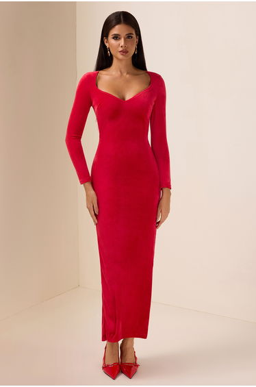 Estérelle Velvet Midi Dress in Red