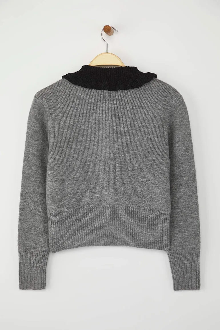 Gray Color Block Polo Collar Special Thread Collar Detail Knitwear Cardigan - 1
