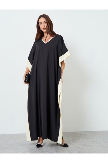 Women Maxi Dress with Contrast Trim