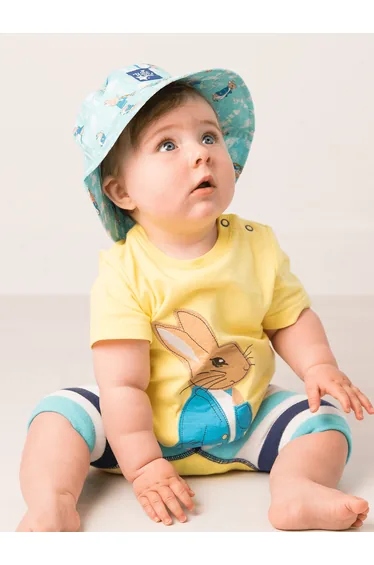 تيشيرت بطبعة