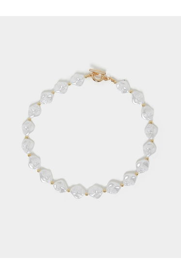 Faux Pearl Beaded Necklace