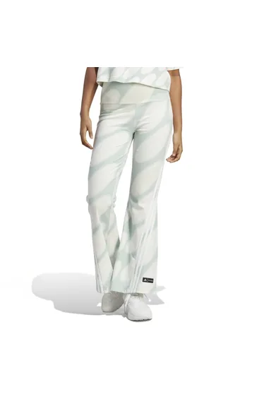 ليقنز رياضة بحافة واسعة