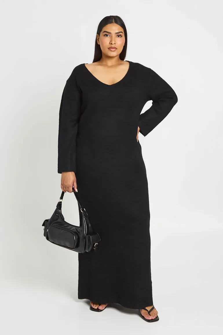 Plus V Neck Long Sleeve Knitted Maxi Dress - black - 2