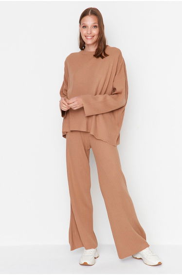 Two-Piece Set - Beige - Regular fit