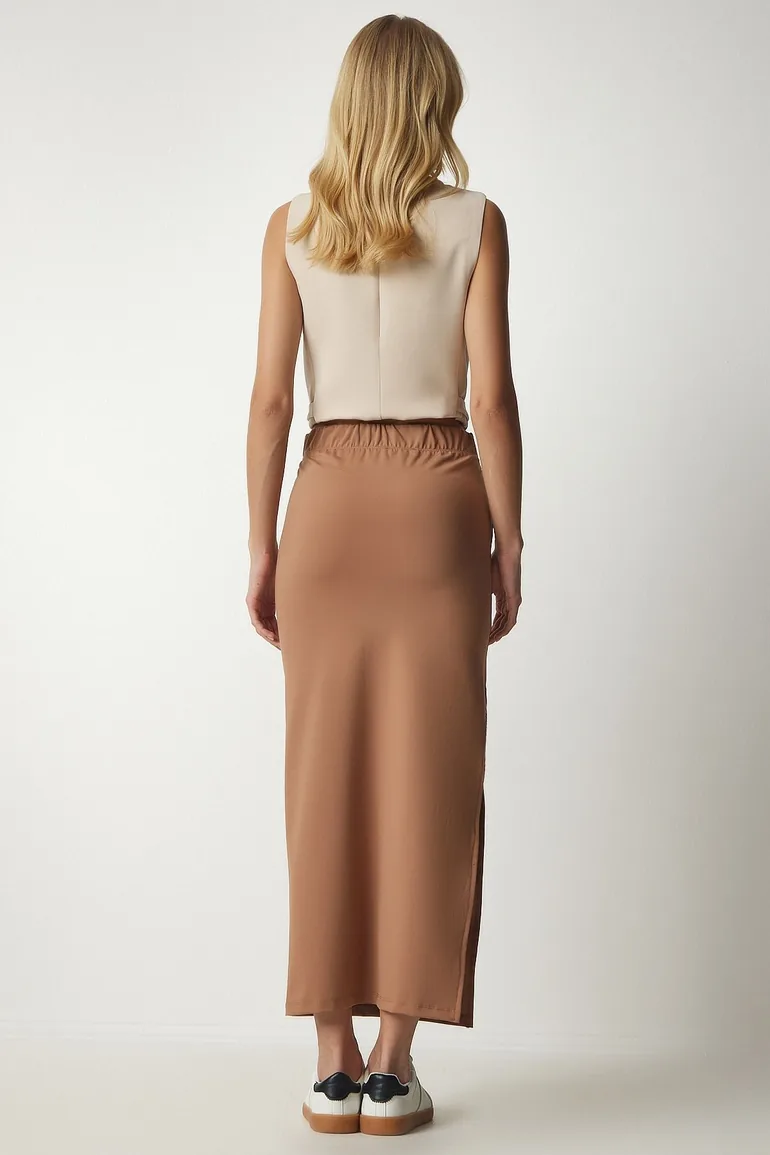 Women's Biscuit Knitted Woven Midi Skirt with a Slit - 4