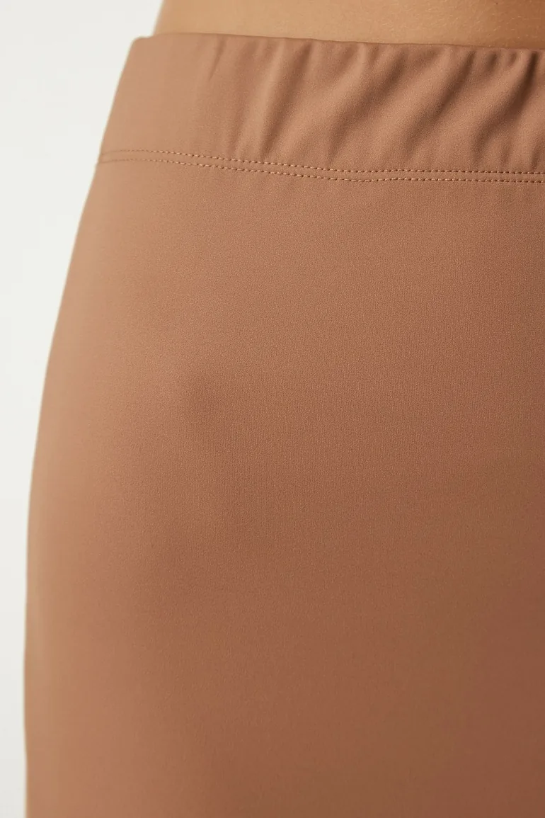 Women's Biscuit Knitted Woven Midi Skirt with a Slit - 3