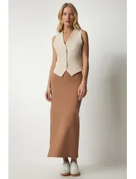 Women's Biscuit Knitted Woven Midi Skirt with a Slit - 1