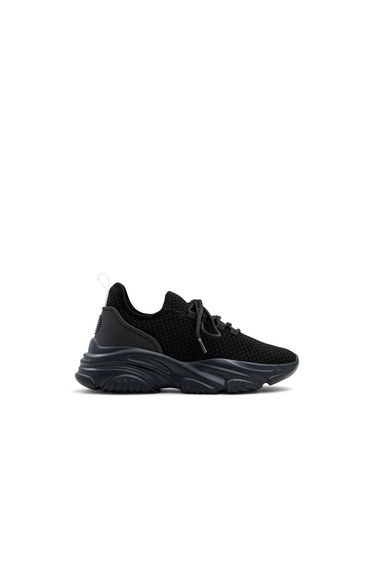 Trixi / Sneakers