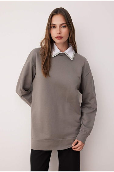 Anthracite Relaxed 3 Thread Non-Raising Plain Knitted Hijab Sweatshirt with Stone Detail on the Collar