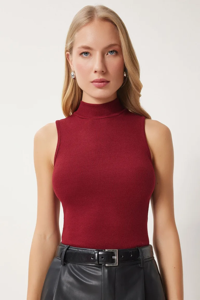 Women's Burgundy Turtleneck Knitted Cotton Blouse