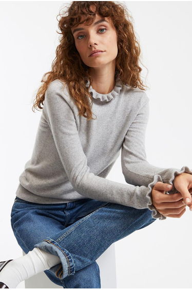 Recycled Wool/Cashmere Jumper/Sweater with High Neck and Ruffled Edging