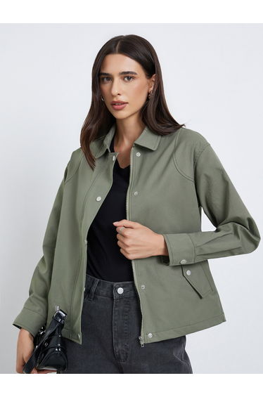 Green Regular Fit Button-Zip Jacket