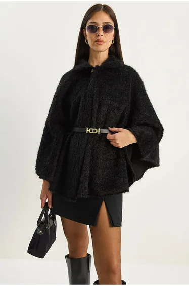 معطف بيانكو لوتشي فرو أسود بحزام