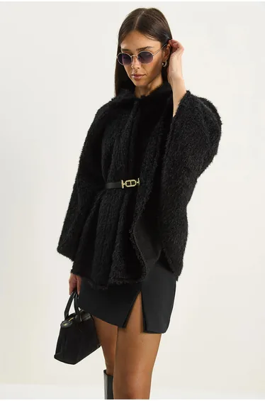 معطف بيانكو لوتشي فرو أسود بحزام