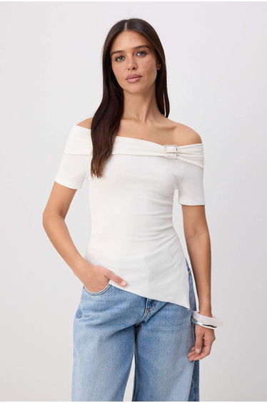 Ecru Plain Fitted/Cut-To-Fit Carmen Collar Knitted Blouse