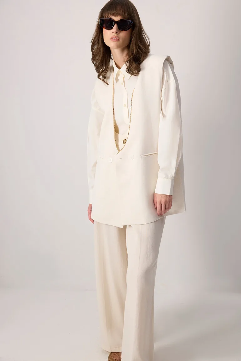 PEARL DETAILED LINEN VEST