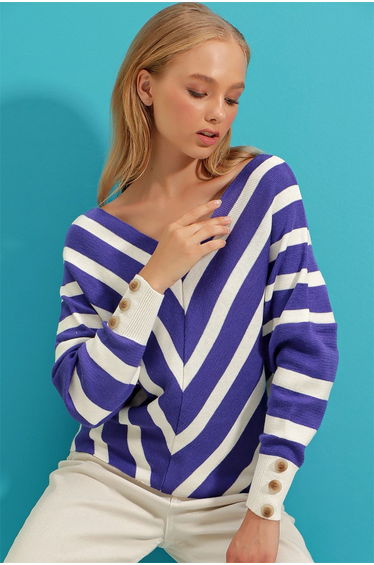 Women's Saxon V-Neck Bias Striped Oversize Knitwear Sweater