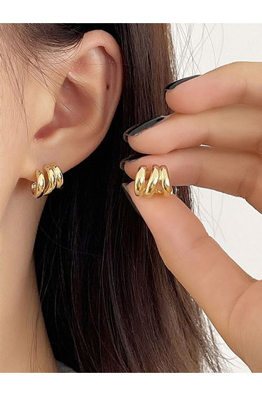 Solid Multi-Turn Irregular Earrings