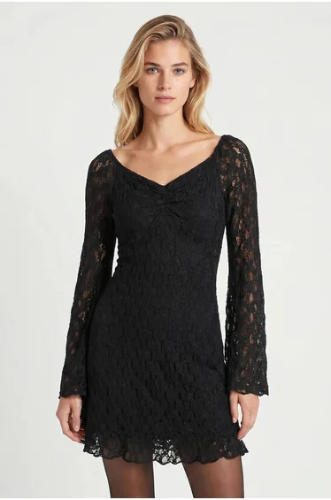 ISTANBUL Bardot Lace Midi Dress