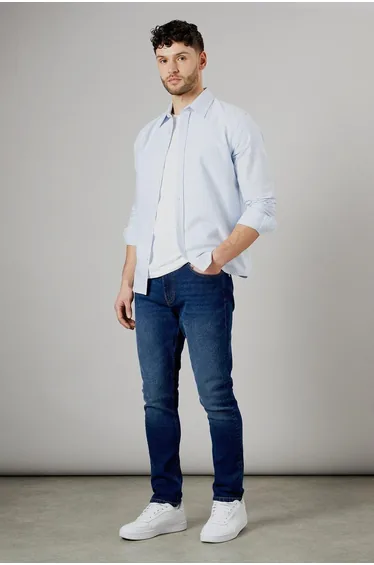 بنطلون جينز إستريتش بقصة ضيقة 