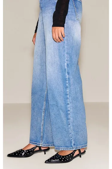 Black Crinkle PU Stud Detail Kitten Court Heels