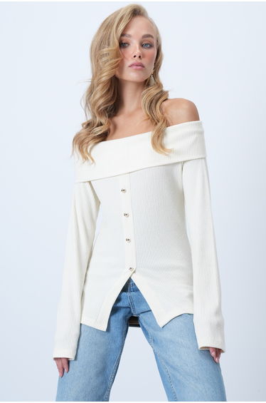 Women's Ecru Madonna Collar Front Slit Knitted Blouse