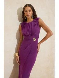 فستان بنفسجي ماكسي بقصة مستقيمة - 1