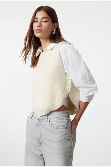 Stone Buttoned Knitwear Sweater
