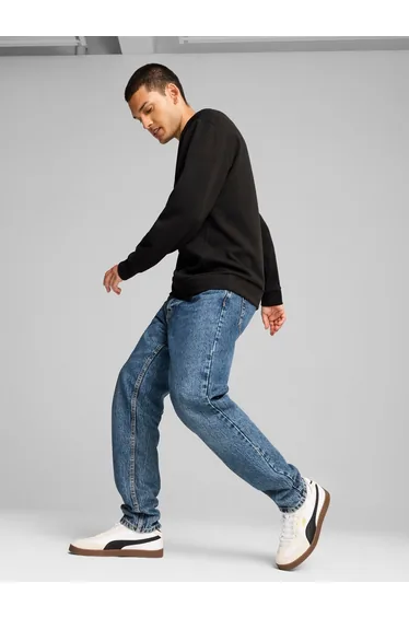 حذاء سنيكرز