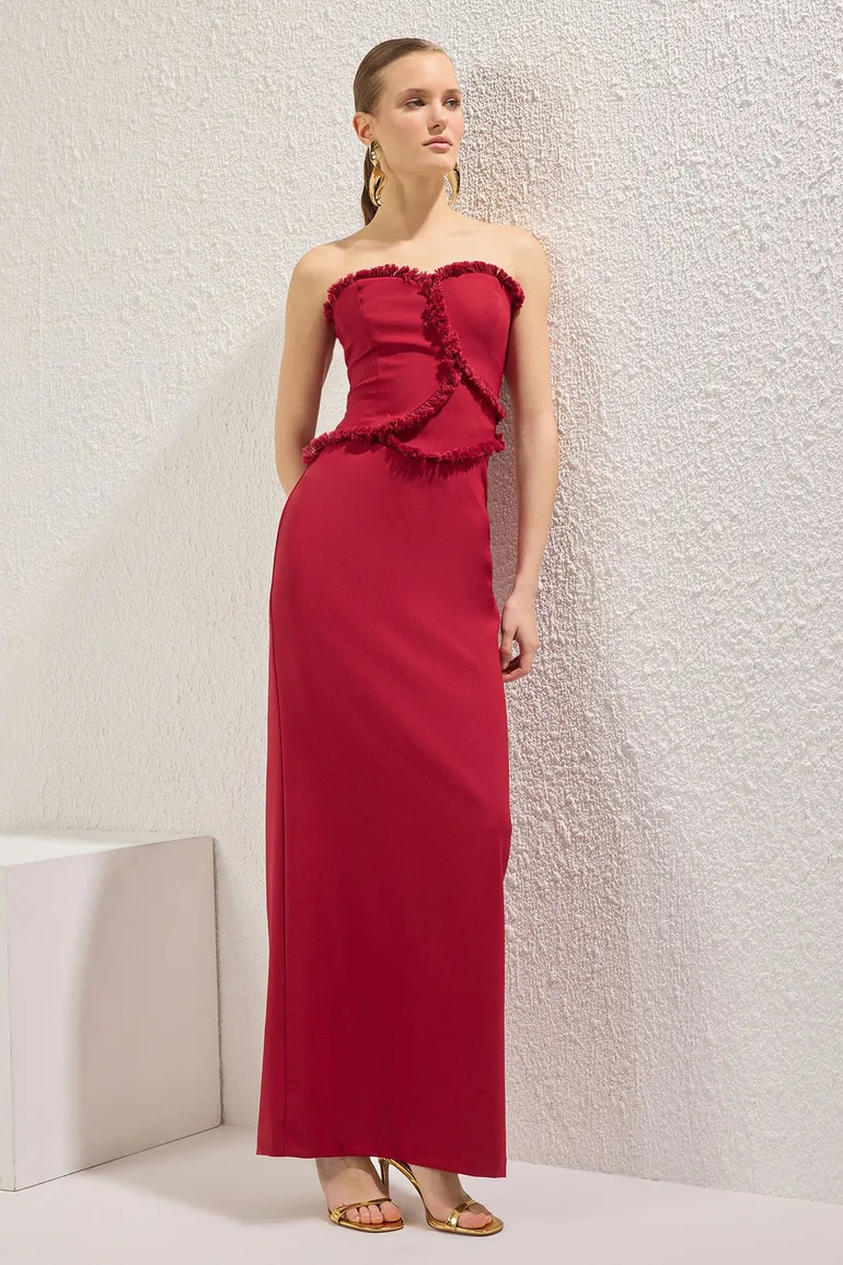 Burgundy Strapless Tassel Detail Woven Long Elegant Evening Dress &  Graduation Dress Trendyol Red : Evening Dresses : VogaCloset Qatar