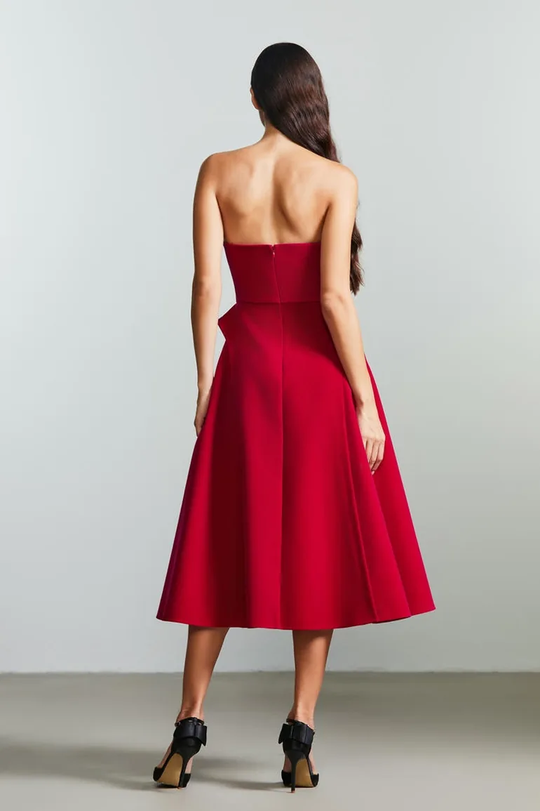 Fit and flare velvet dress Femi9 : Evening Dresses : VogaCloset Qatar
