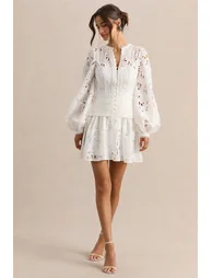 فستان كلوب ال لندن أبيض قصير على شكل حرف A بأكمام طويلة - 8