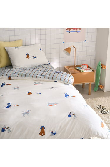 Team Chiens Child's Pillowcase in Washed Cotton with Dogs Print