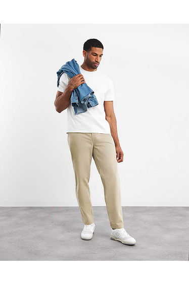 Loose Fit Chino