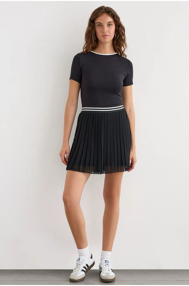 Basic Jersey Tee with Open Back